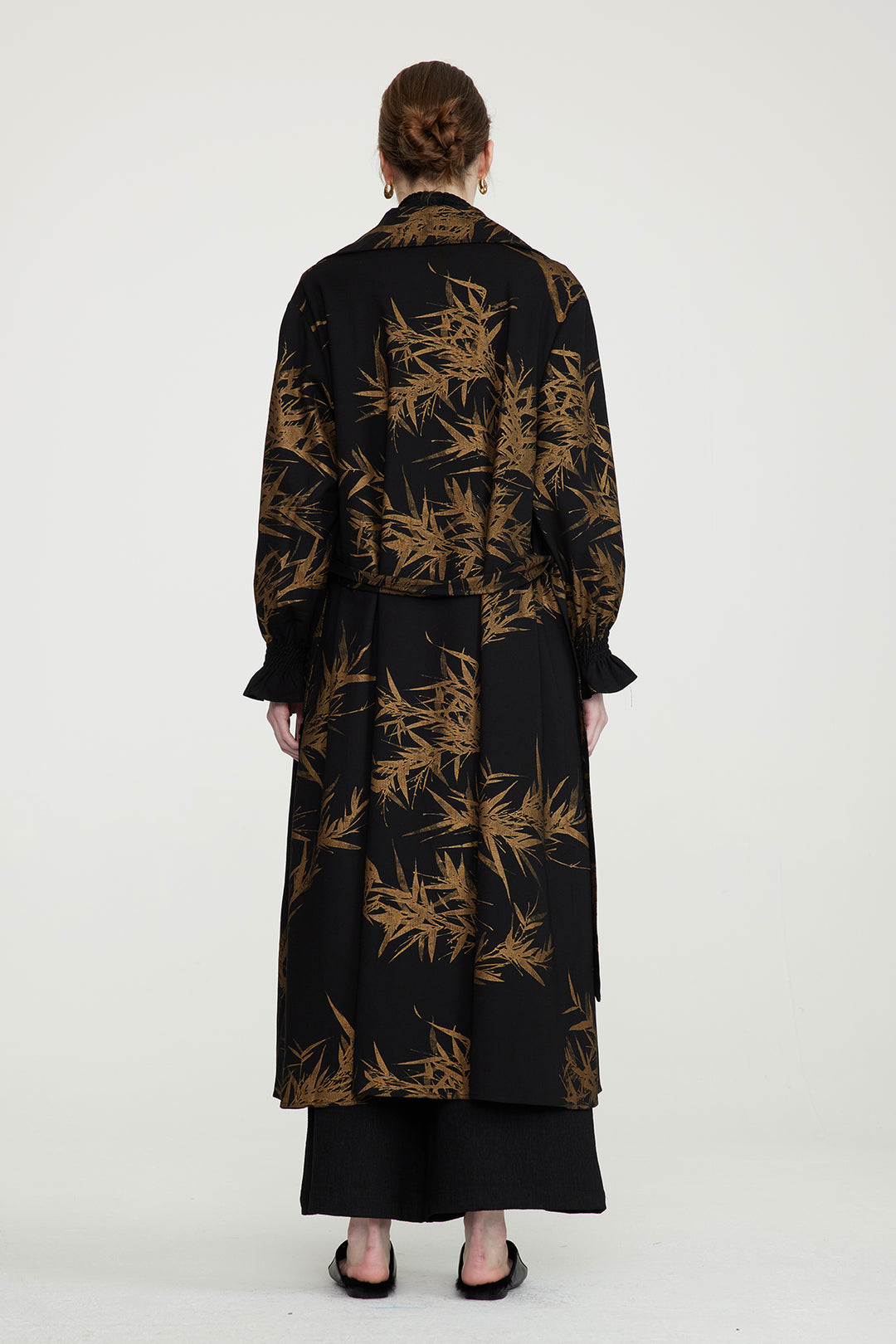 Casaco longo com estampa de folhas aconchegante e solto