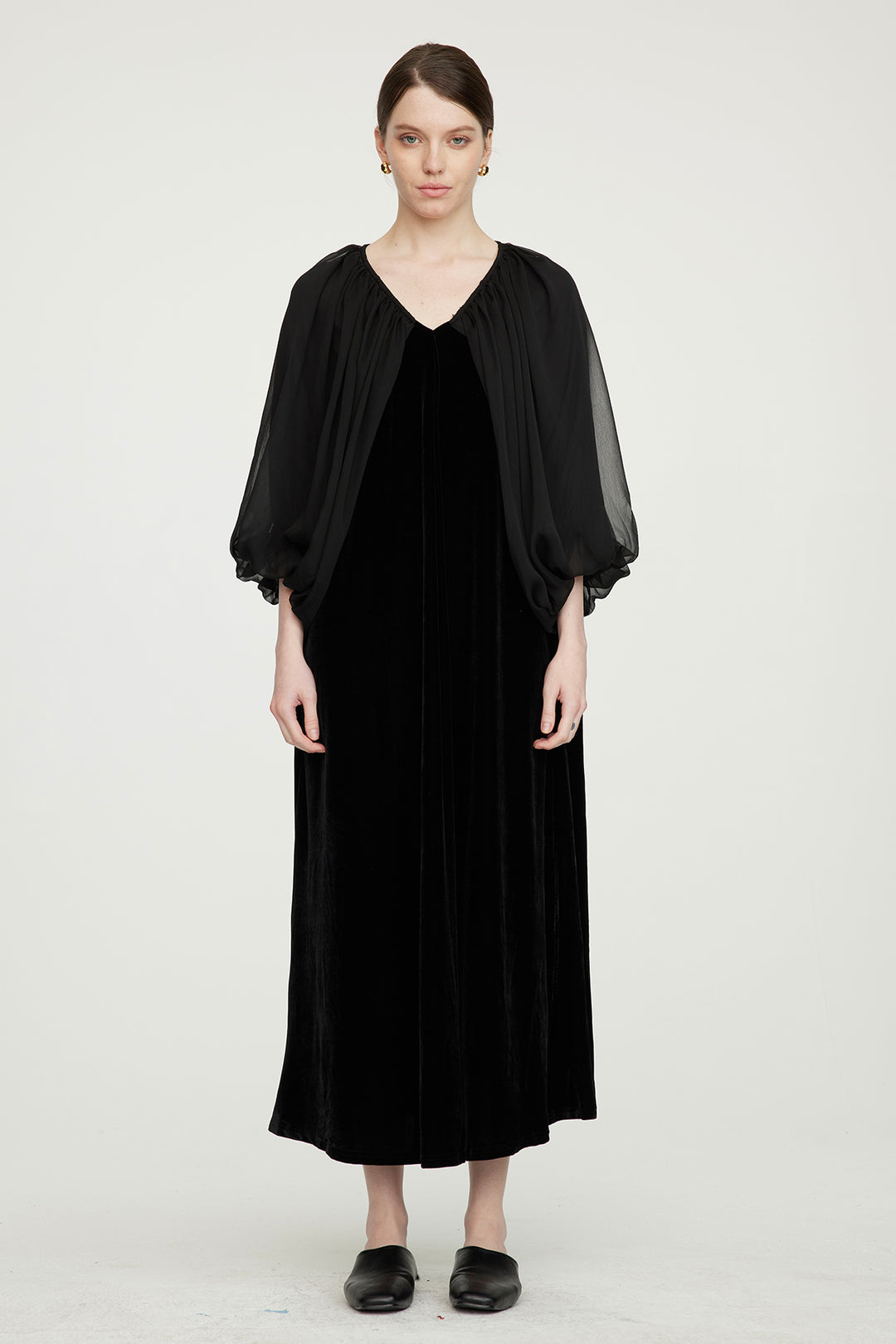 Robe en velours élégante à manches en maille et col en V