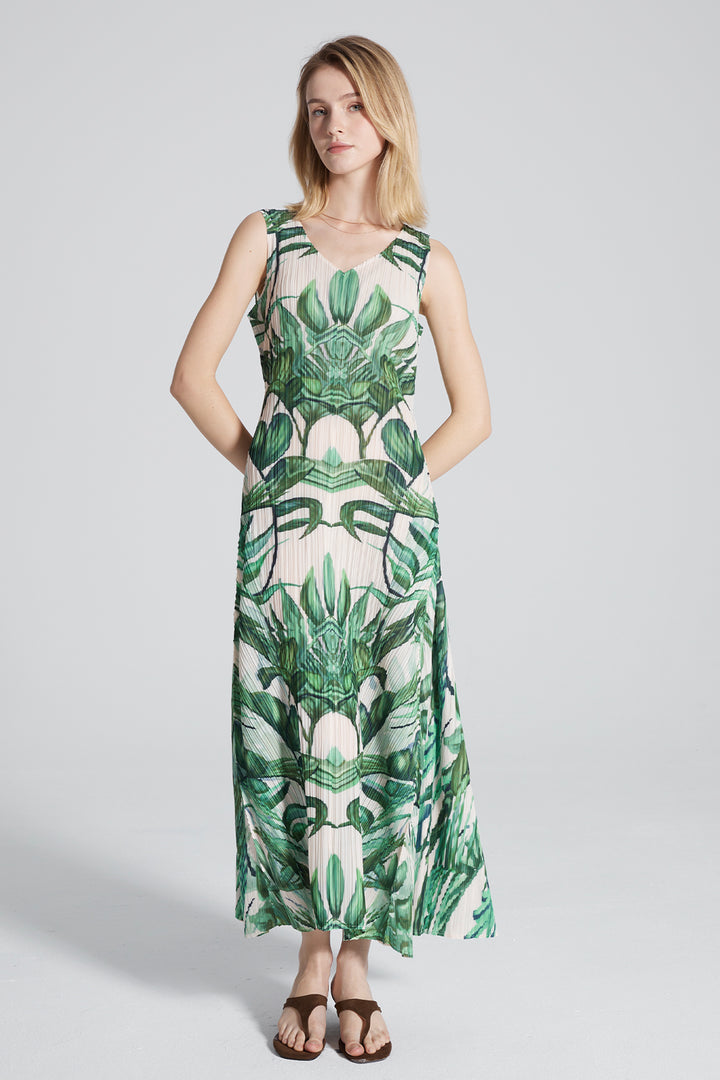 Elsa Pleated Sleeveless Maxi Dress