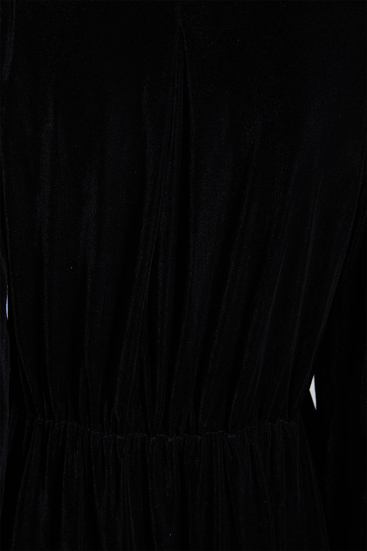 Meghan V-Neck Woven Dress