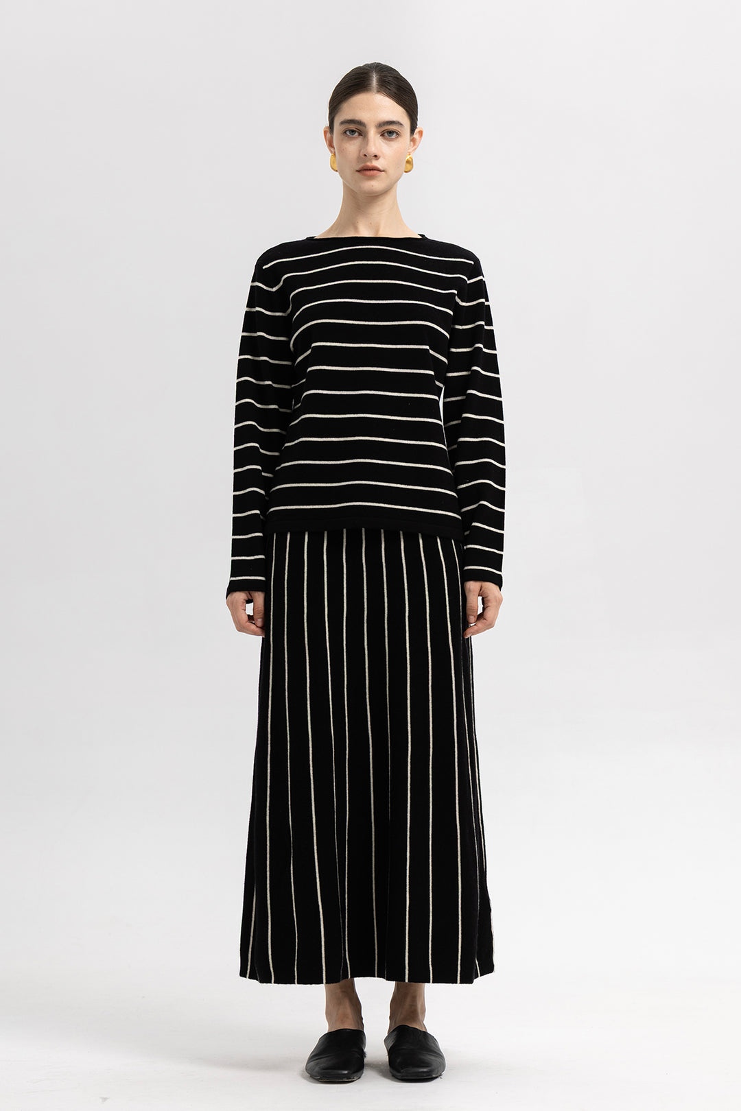 Alba Classic Stripe Wool Set