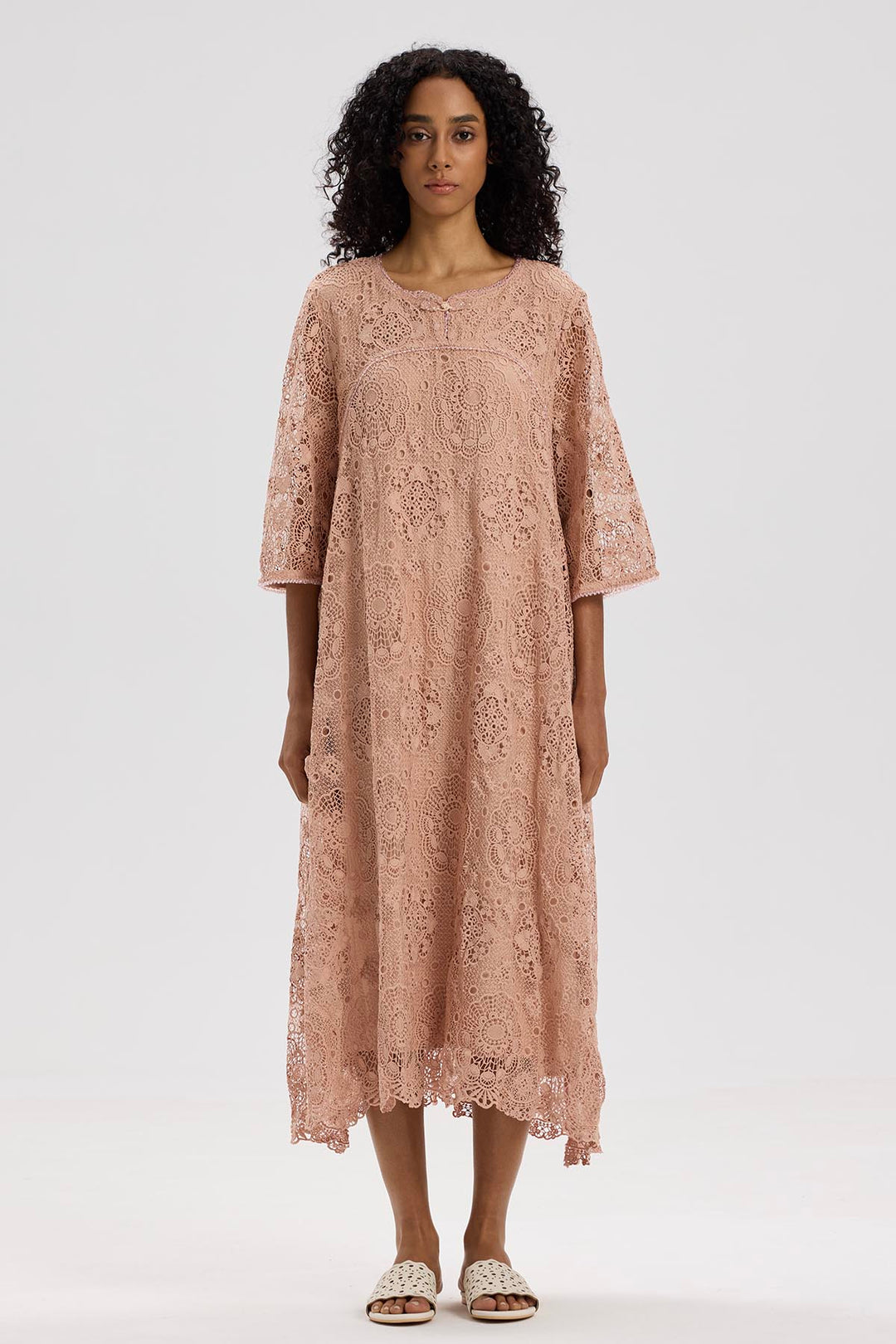 Christa Lace maxi Dress