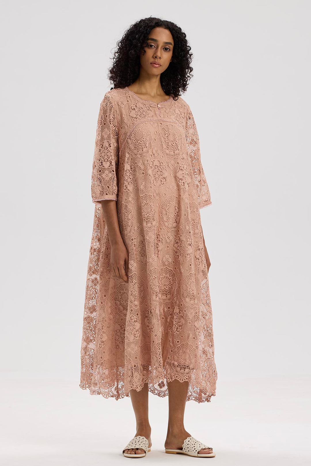 Christa Lace maxi Dress