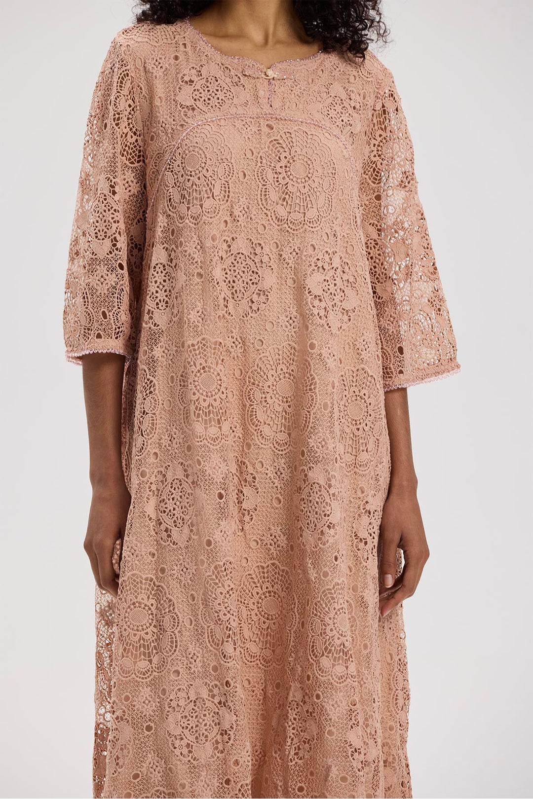 Christa Lace maxi Dress