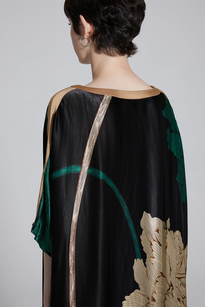 Avery Plus Size Elegant Flower Maxi Dress