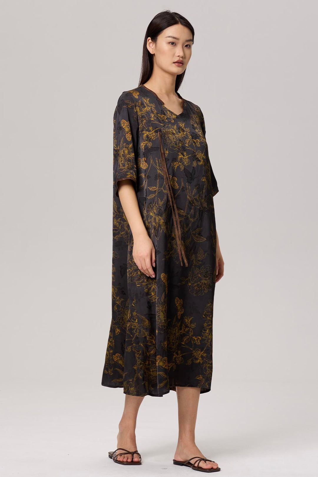 Sakura V-Neck Print Dress