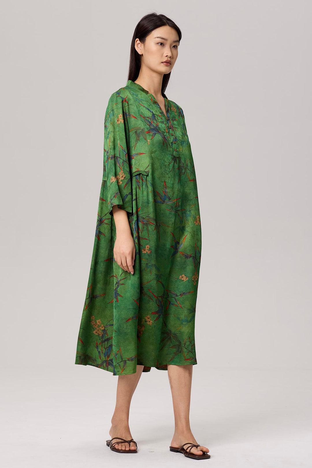 Cammy V-Neck Print Dress