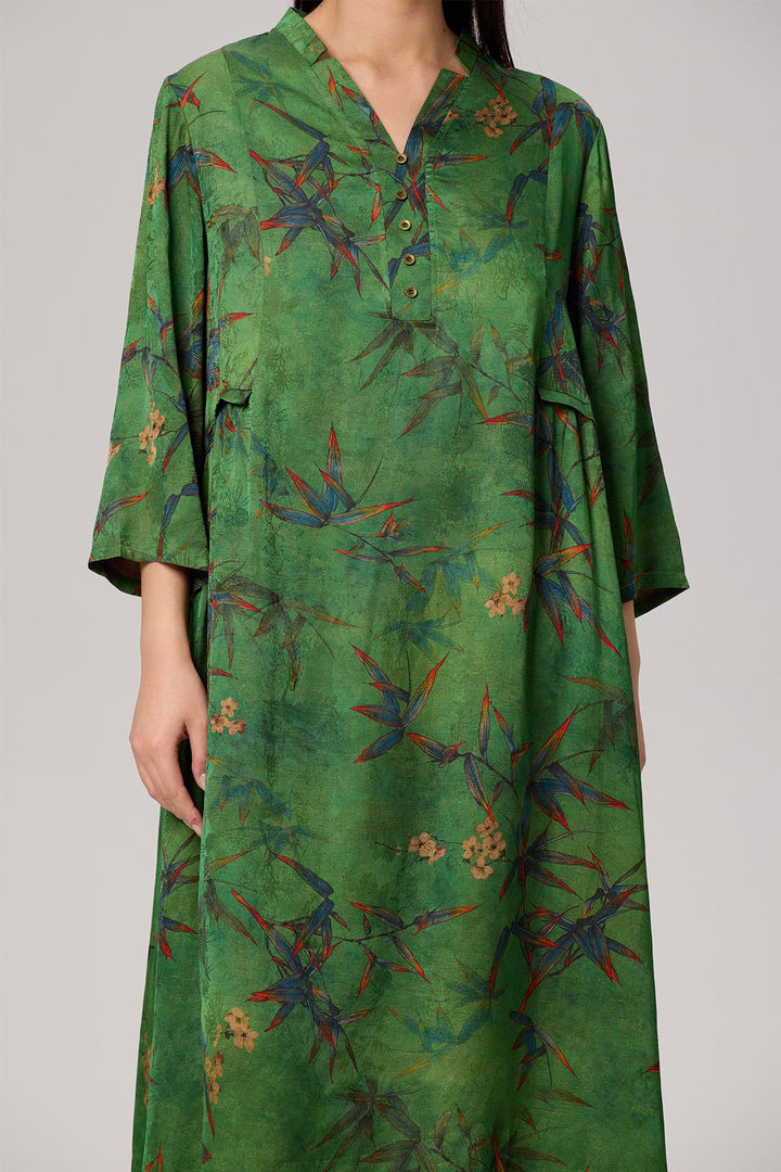 Cammy V-Neck Print Dress