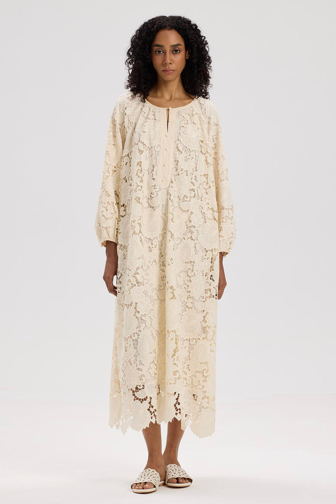 Stephanie Lace Maxi Dress