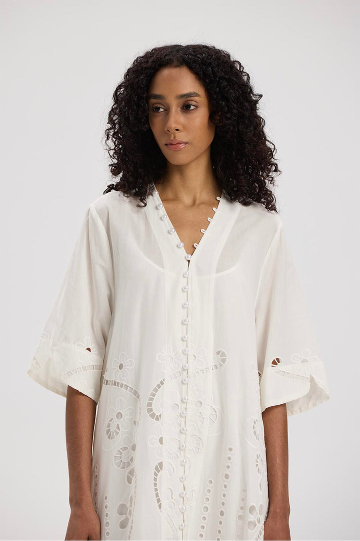 Mae V-Neck Maxi Lace Dress