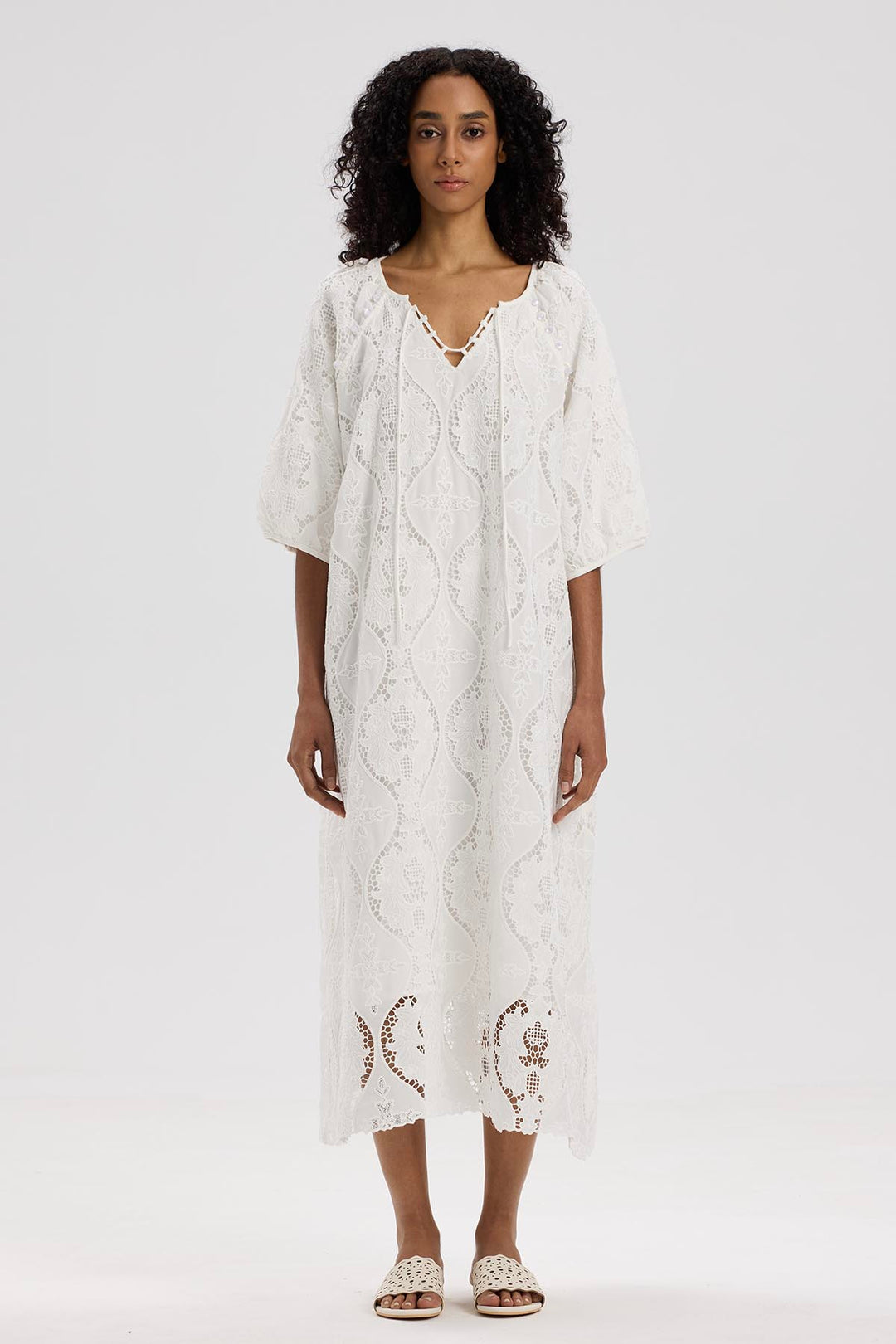 Eole Short Sleeve Lace Dress