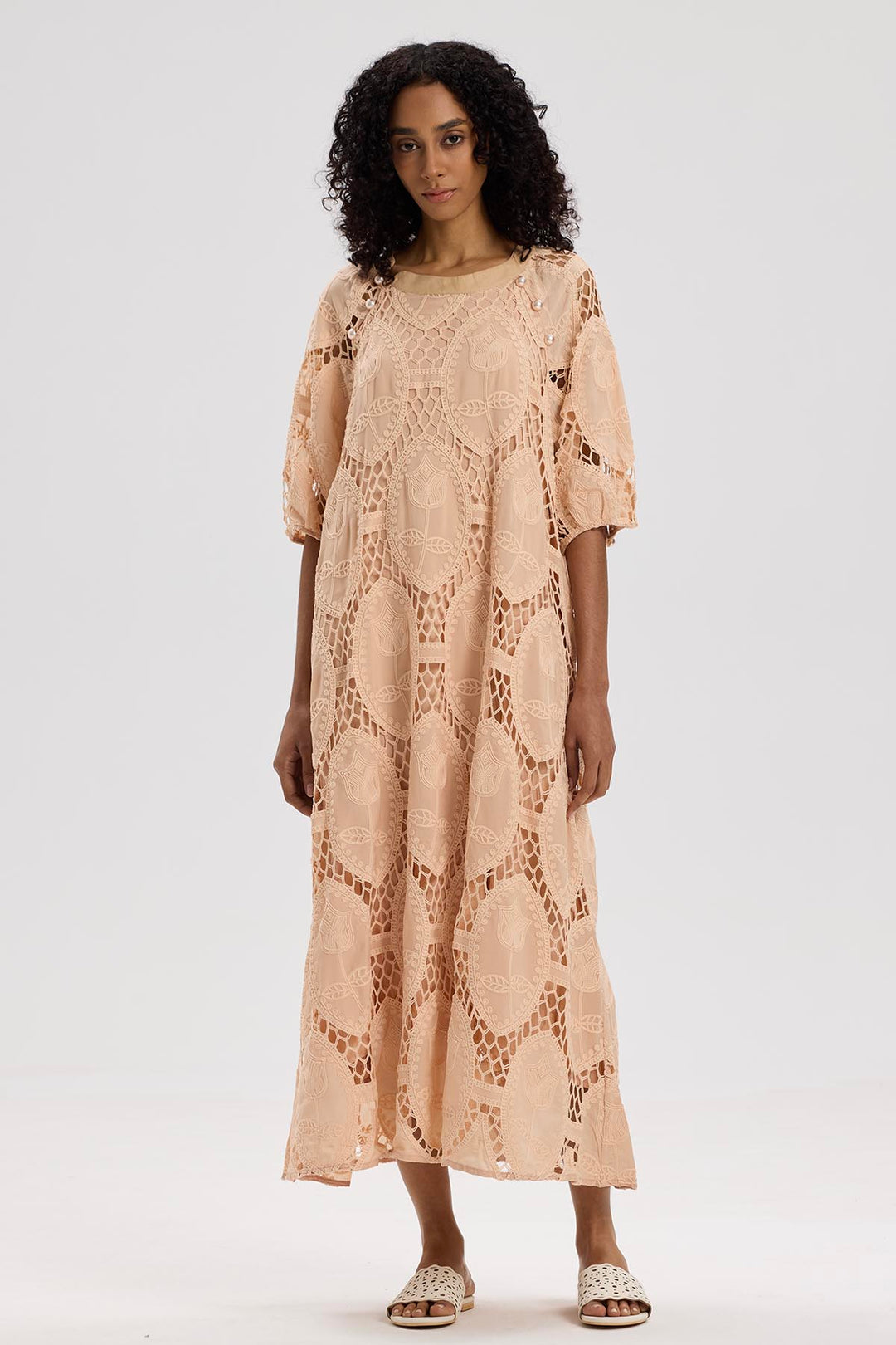 Sara Short Sleeve Lace Dress