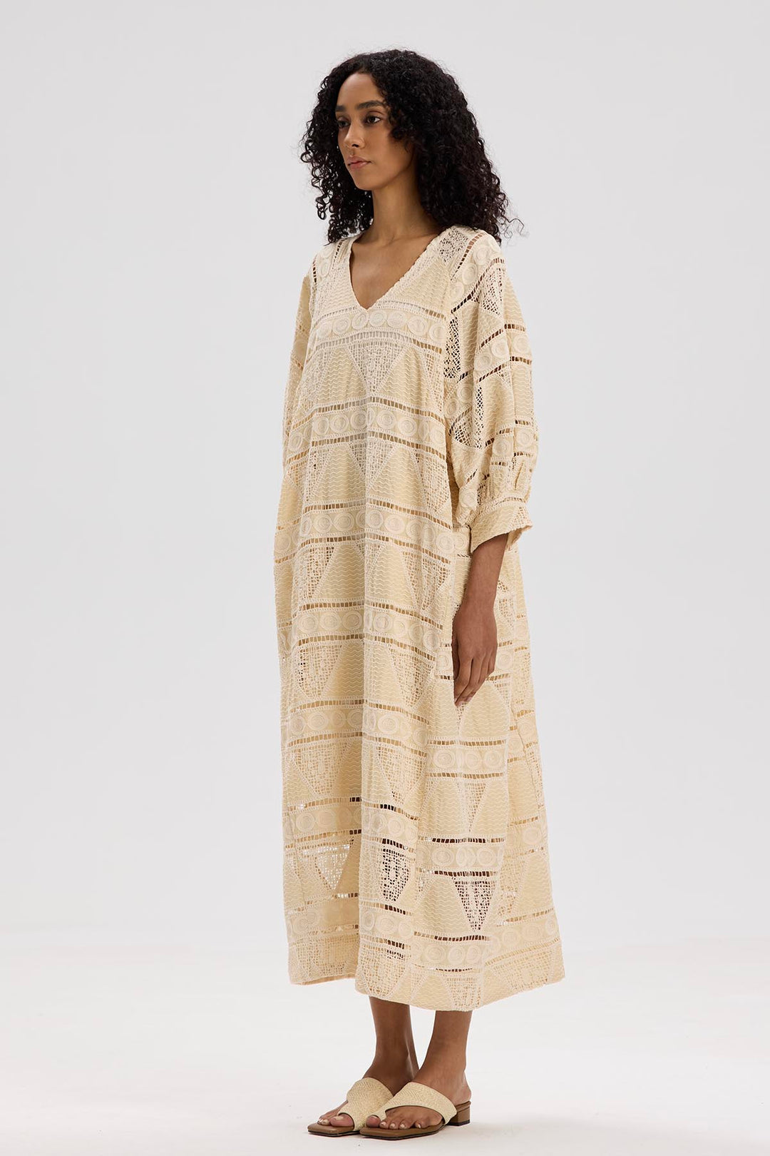 Paloma V-Neck Embroidery Casual Maxi Dress