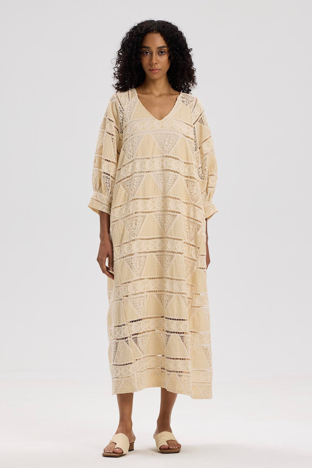 Paloma V-Neck Embroidery Casual Maxi Dress