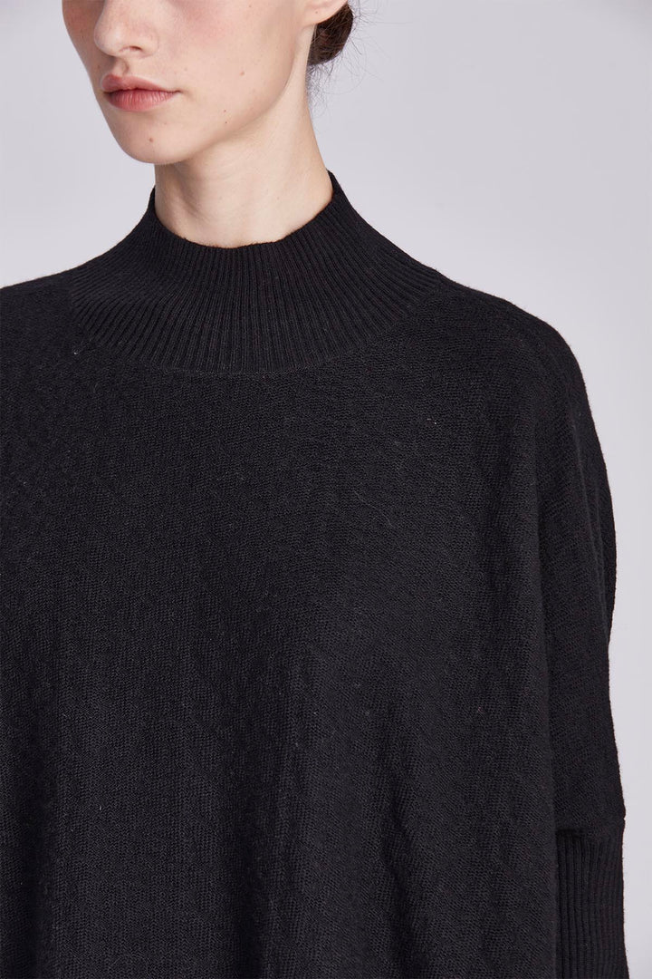 Celeste Knit Tassel Set