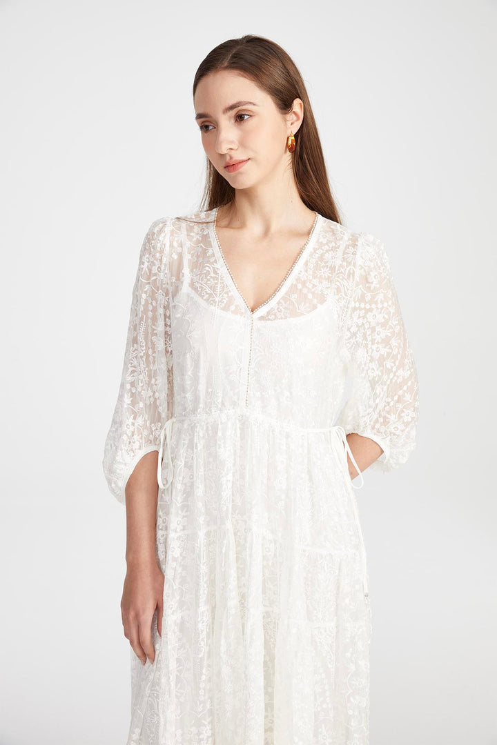 Riya Lace Dress in White
