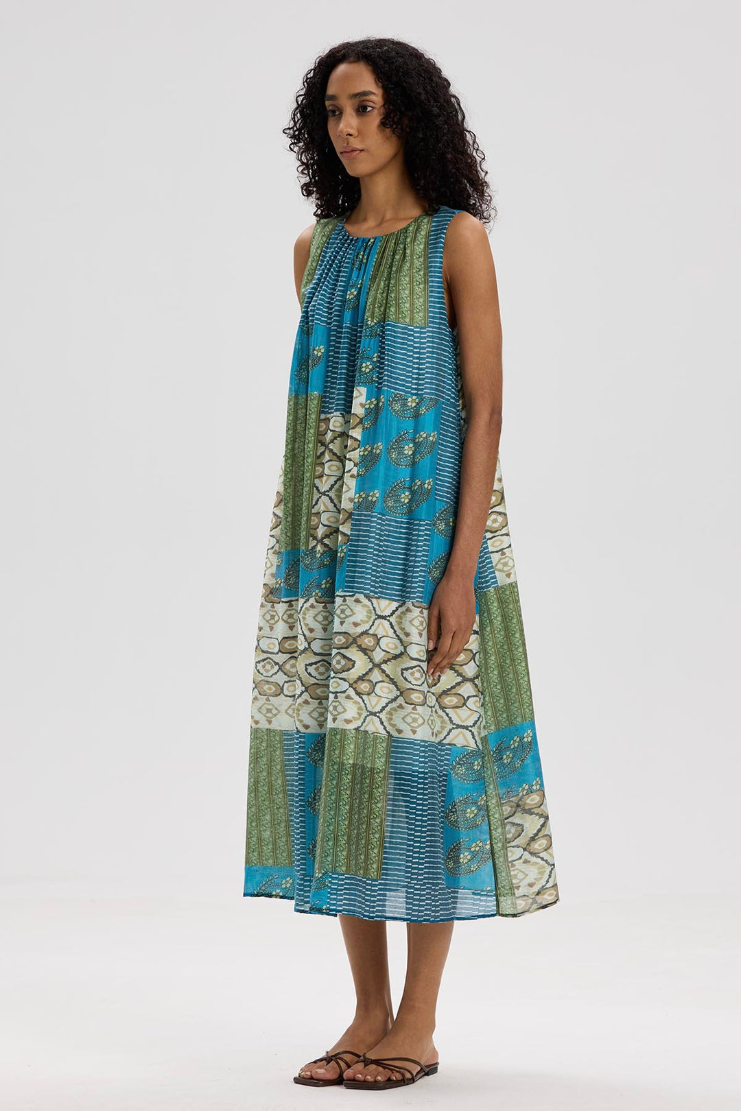 Heiress Sleeveless Print Dress