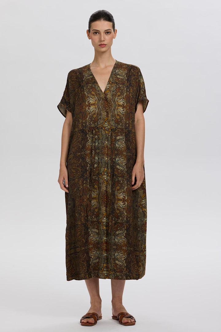 Maddie V Neck Retro Print Dress