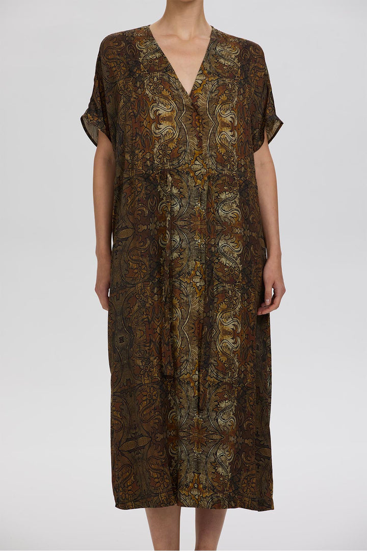 Maddie V Neck Retro Print Dress