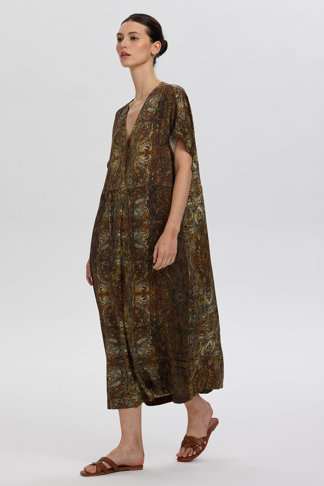 Maddie V Neck Retro Print Dress