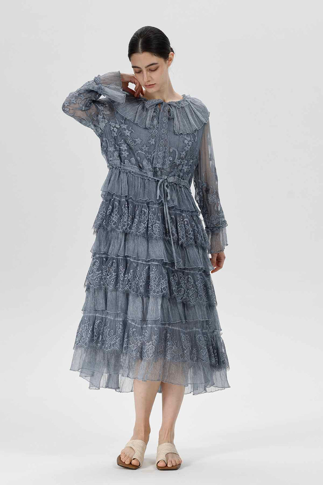 Celestine Spitzenkleid Nebelblau