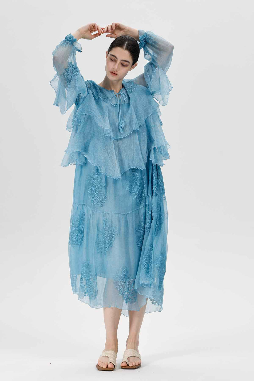 Transparentes Moore-Kleid in Himmelblau