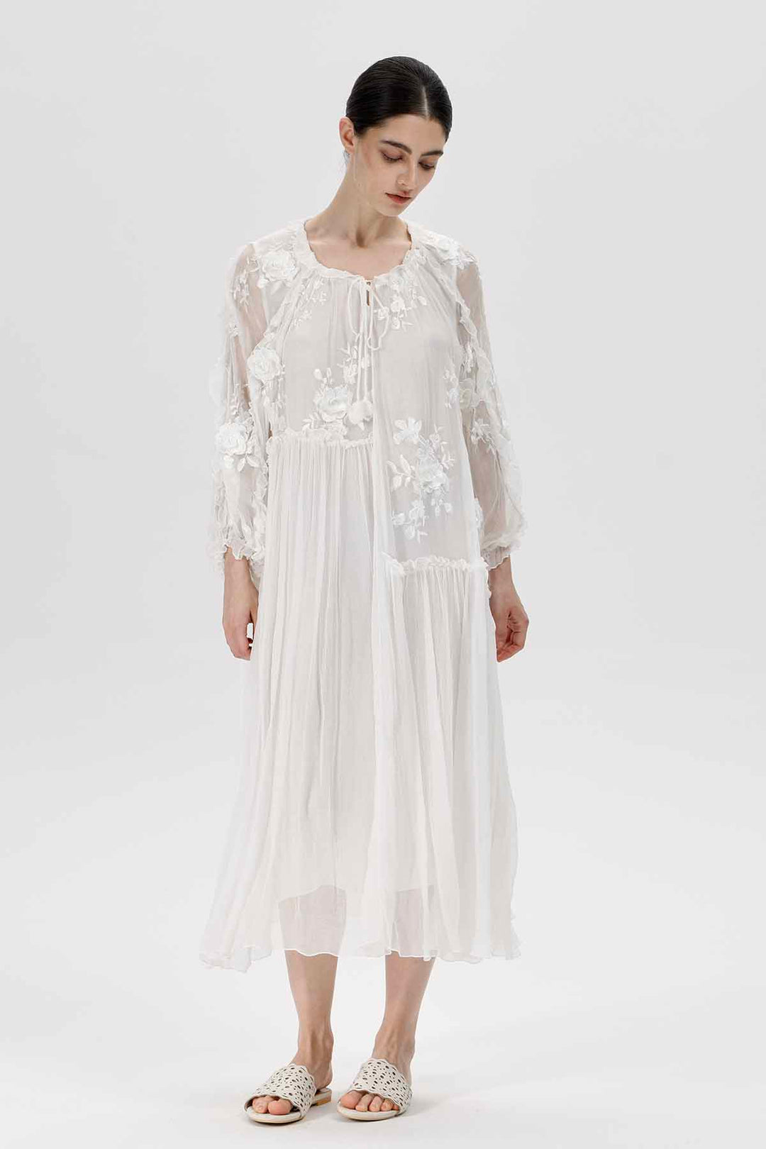 Vestido bordado Rosia Bloom