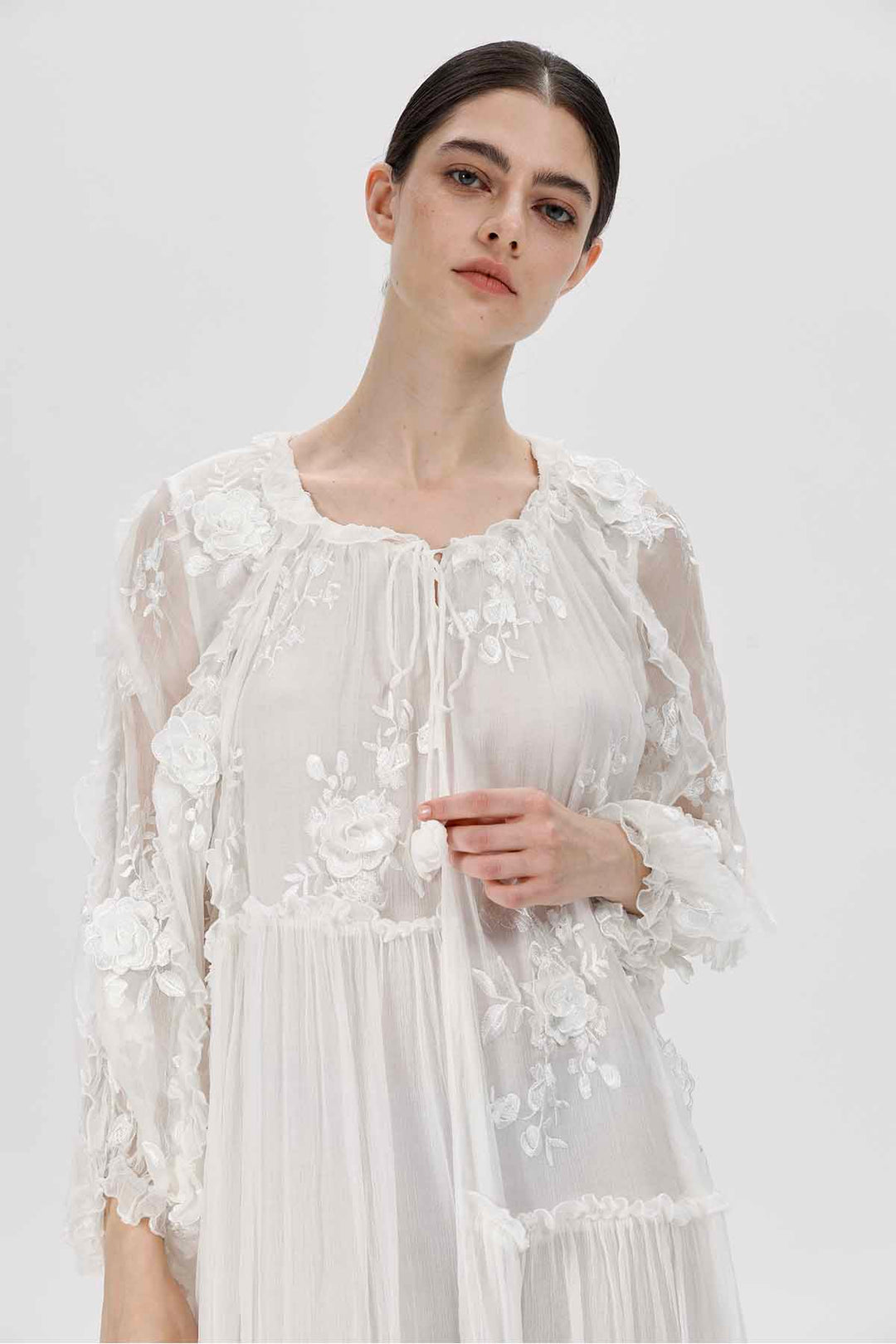 Vestido bordado Rosia Bloom