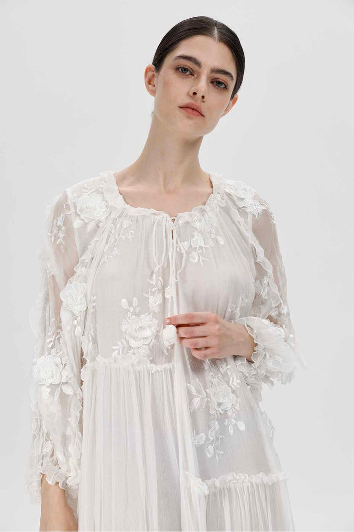 Vestido bordado Rosia Bloom