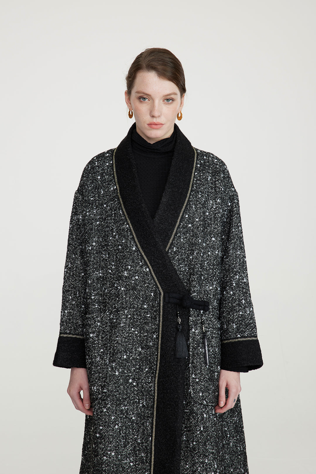 Eleganter Cardigan-Mantel aus Wolle im Retro-Design