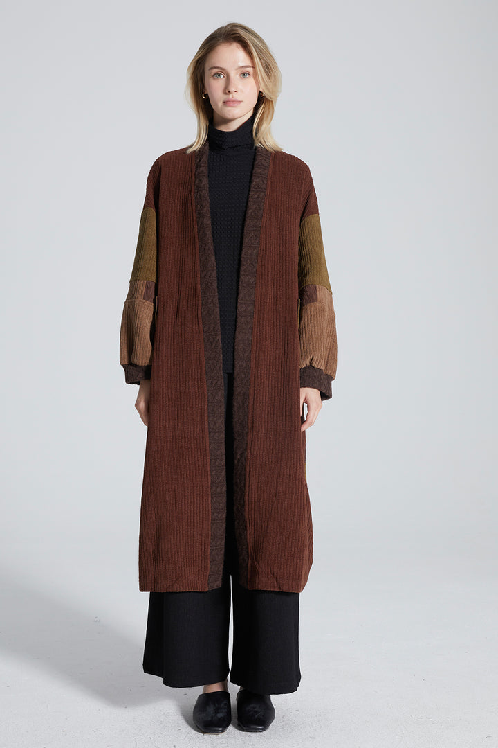 Tay Contrast Color Knit Coat