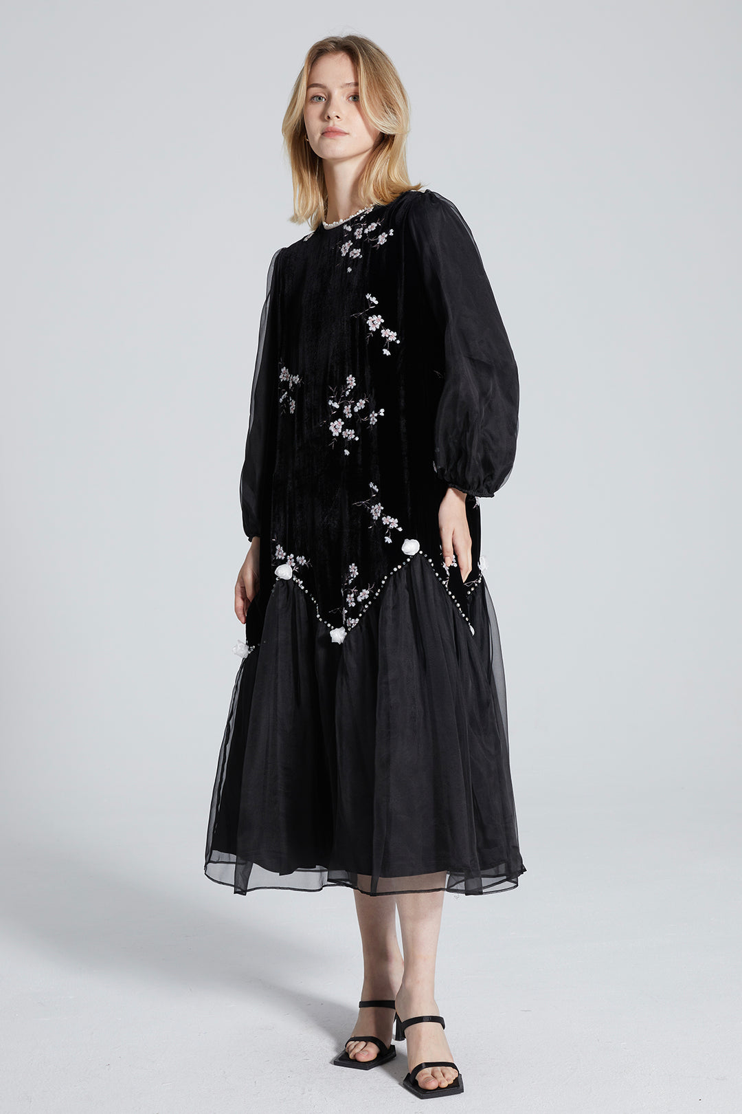 Nadia Embroidery Mesh Splice Velvet Dress