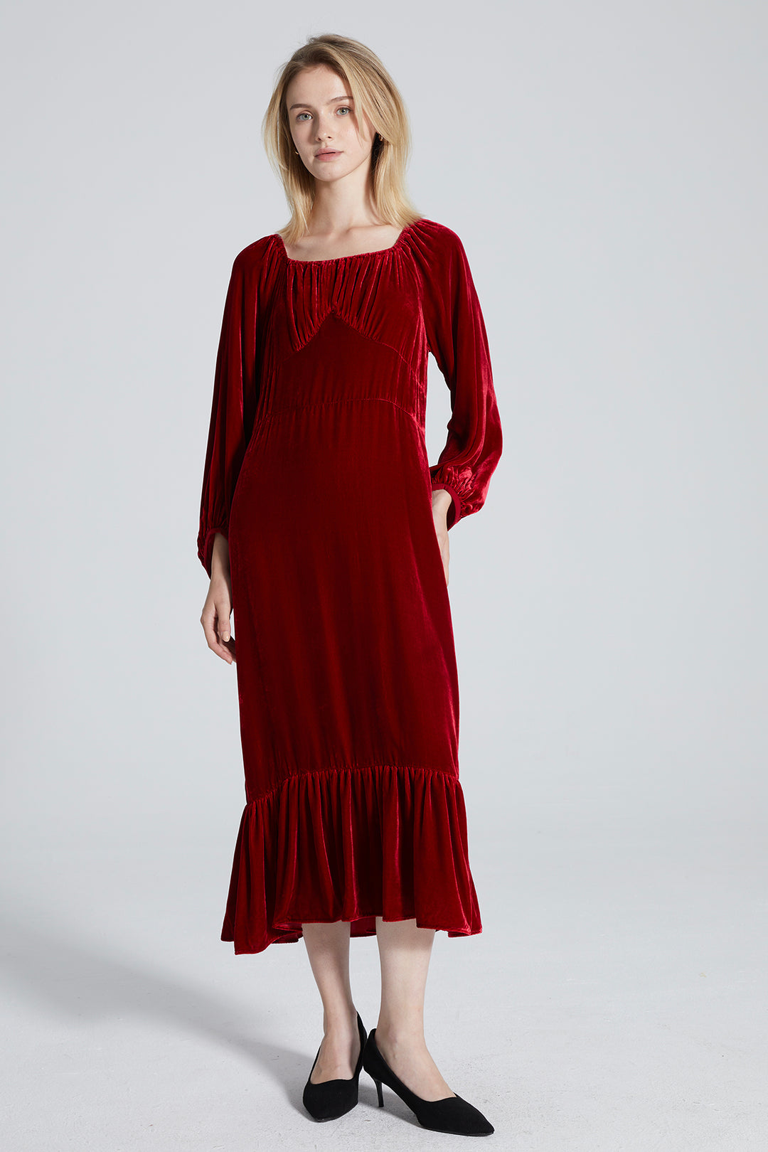 Klea Elegant Velvet Dress