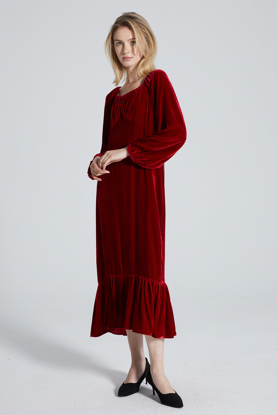 Klea Elegant Velvet Dress