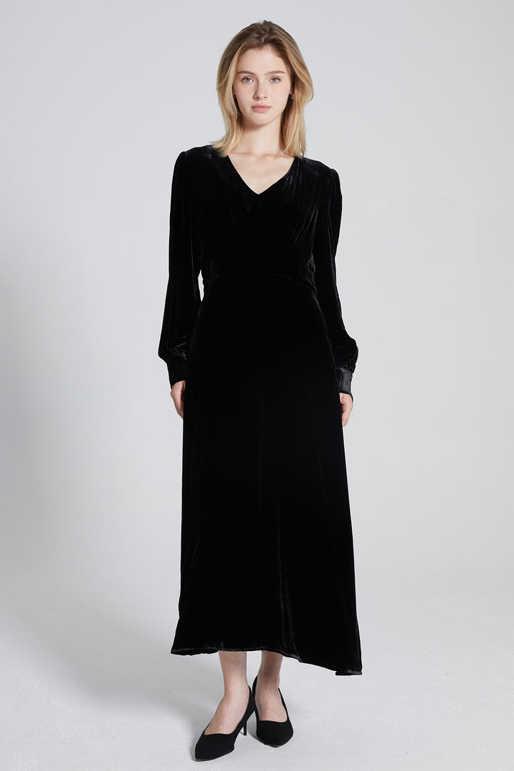 Nora V-Neck Elegant Velvet Dress