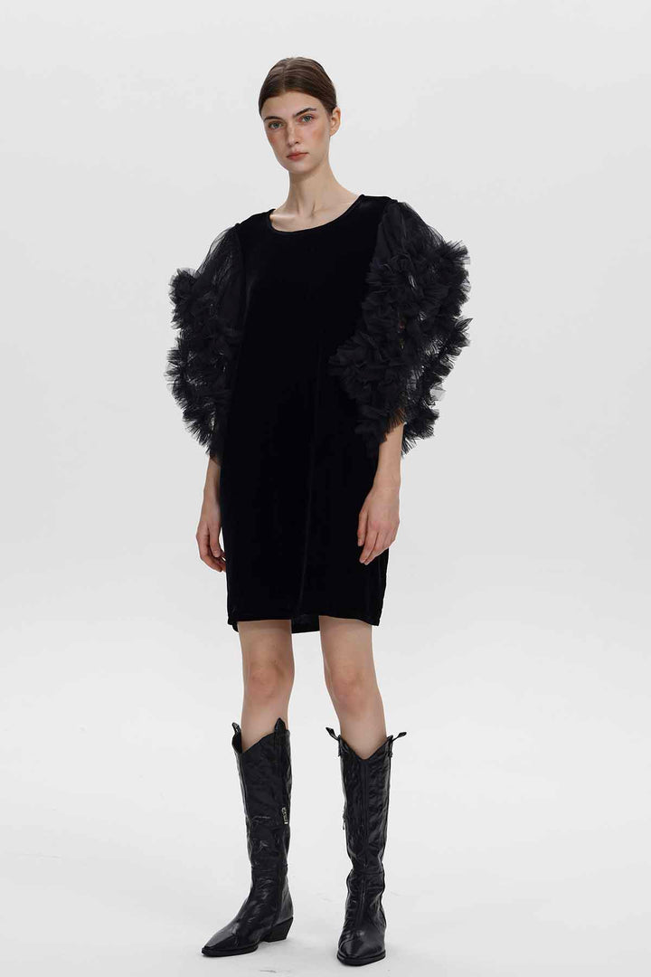 Mini-robe en velours à manches en tulle à volants Violetta