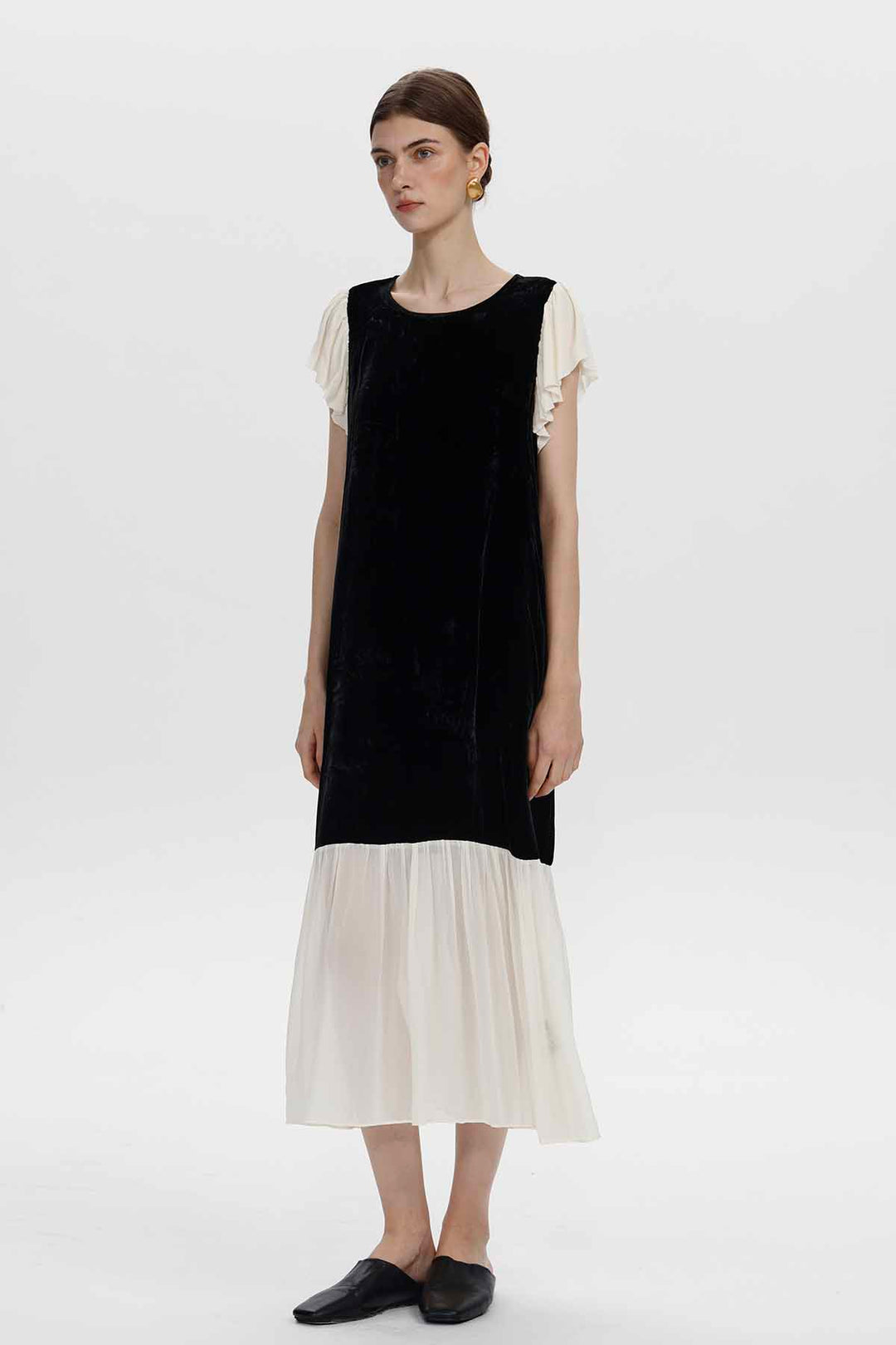 Lavinia Samtkleid mit Kontrastrüschen