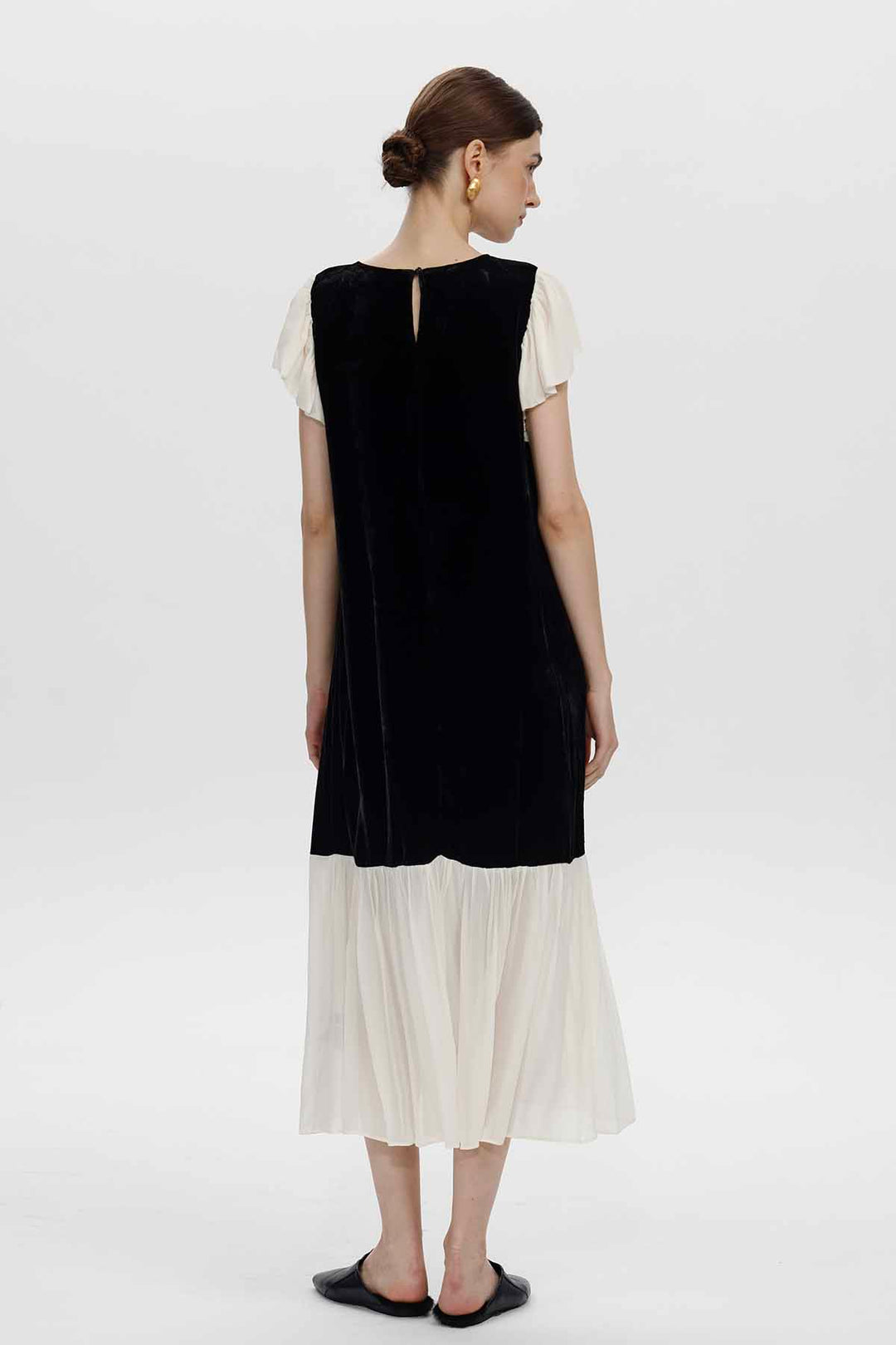 Lavinia Samtkleid mit Kontrastrüschen