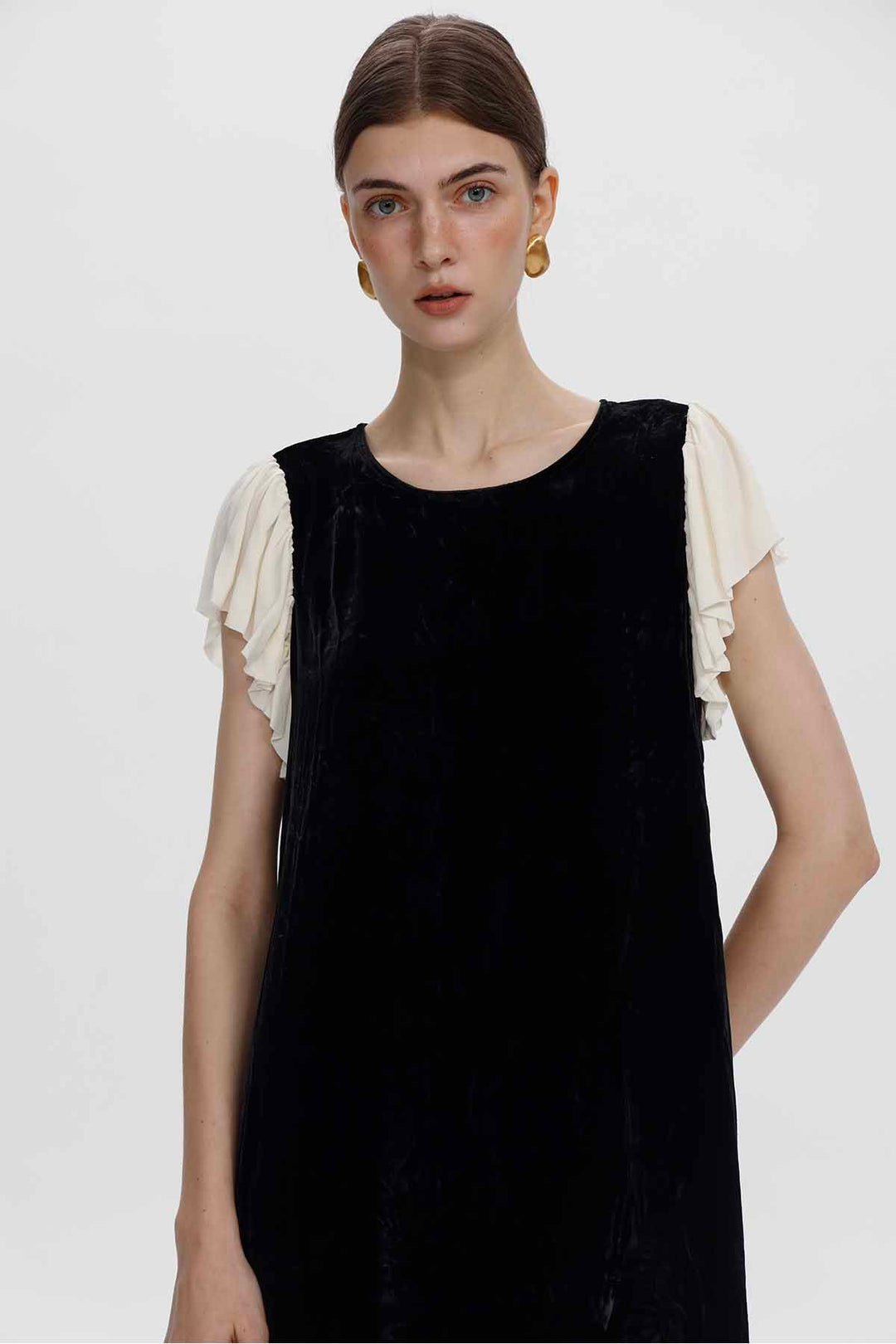 Lavinia Samtkleid mit Kontrastrüschen
