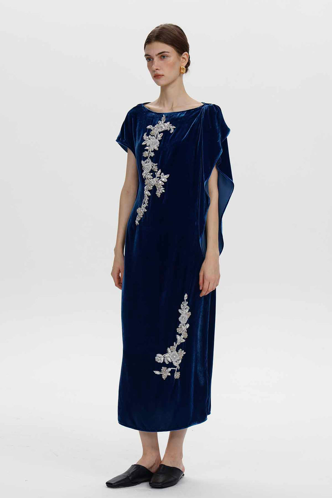 Calanthe Vintage Perlensamtkleid