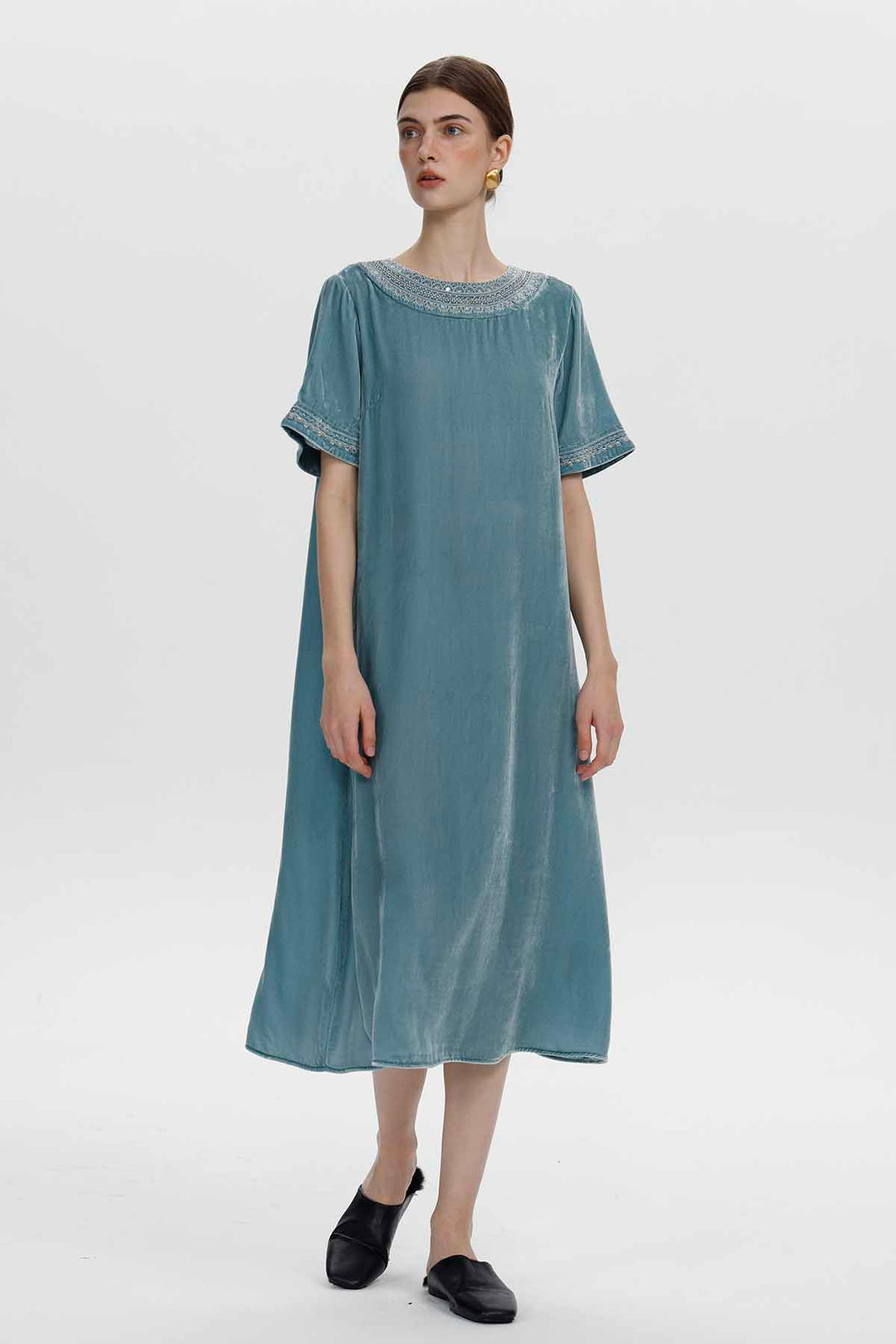 Samtkleid „Thea“ mit Perlenverzierung