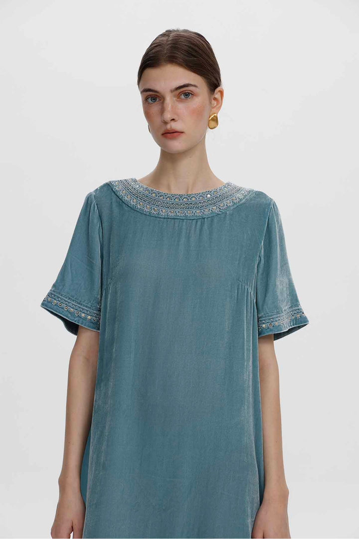 Samtkleid „Thea“ mit Perlenverzierung