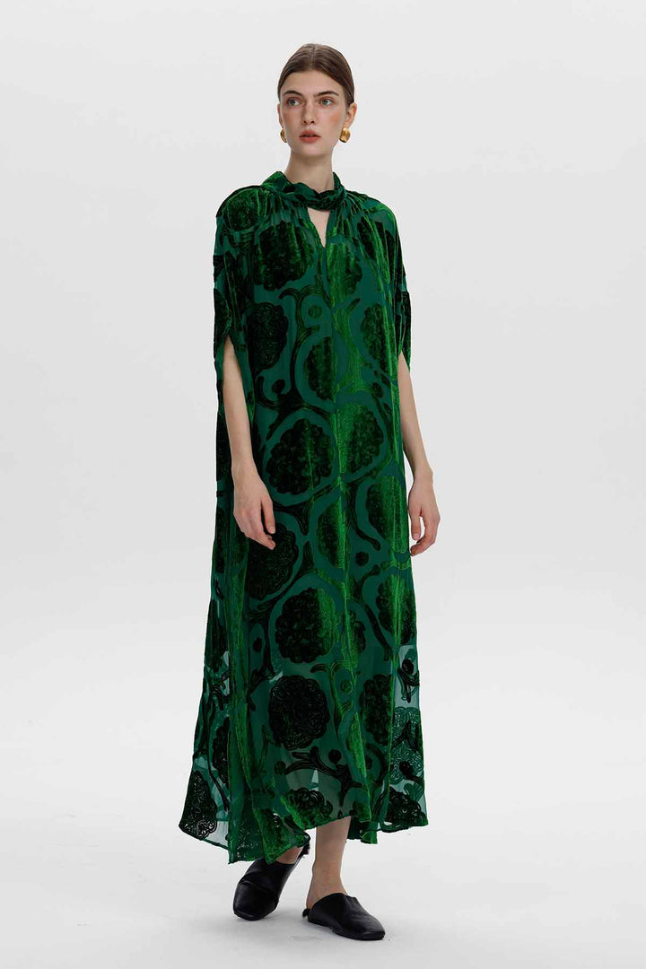 Solenne Florales Maxikleid aus Burnout-Samt