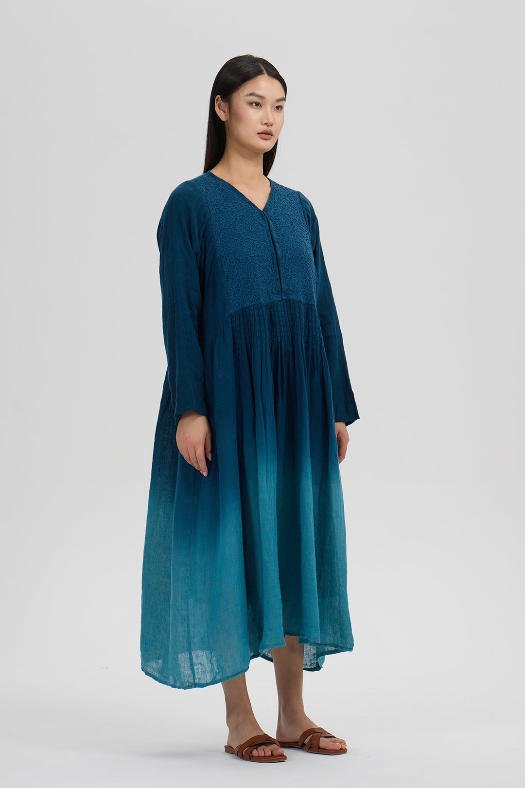 Soraya Artisan Linen Dress – Lagoon – ROSELABEL
