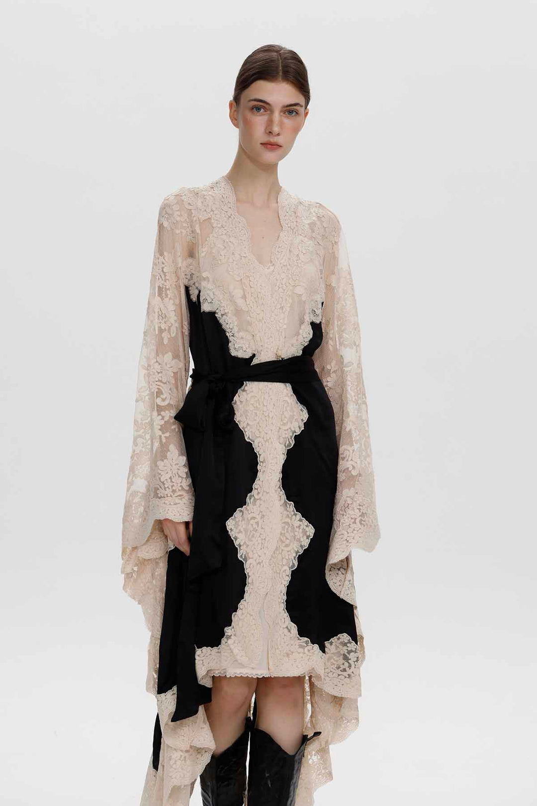 Abito Colette in pizzo floreale