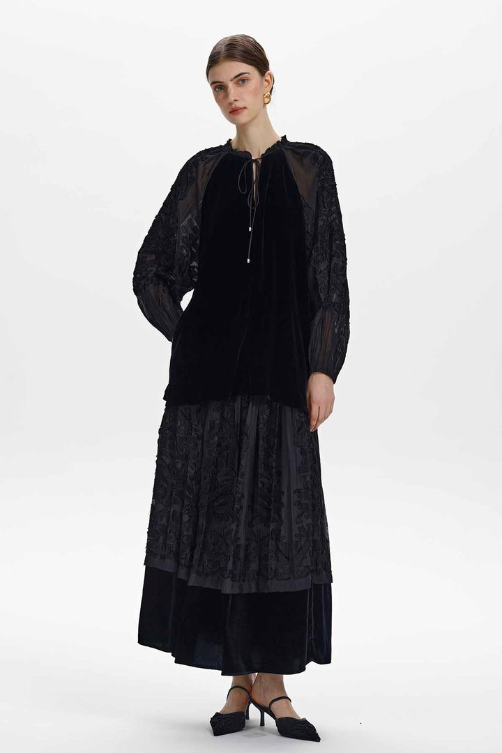 Katia Velvet-Panelled Textured Set