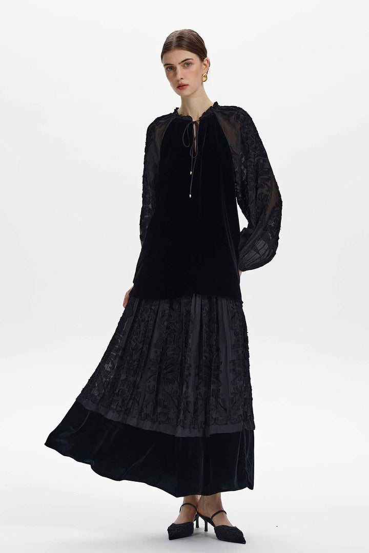 Katia Velvet-Panelled Textured Set