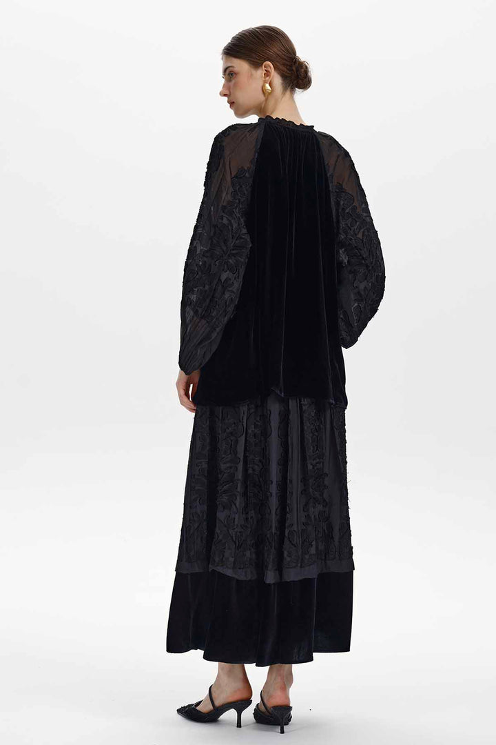 Katia Velvet-Panelled Textured Set
