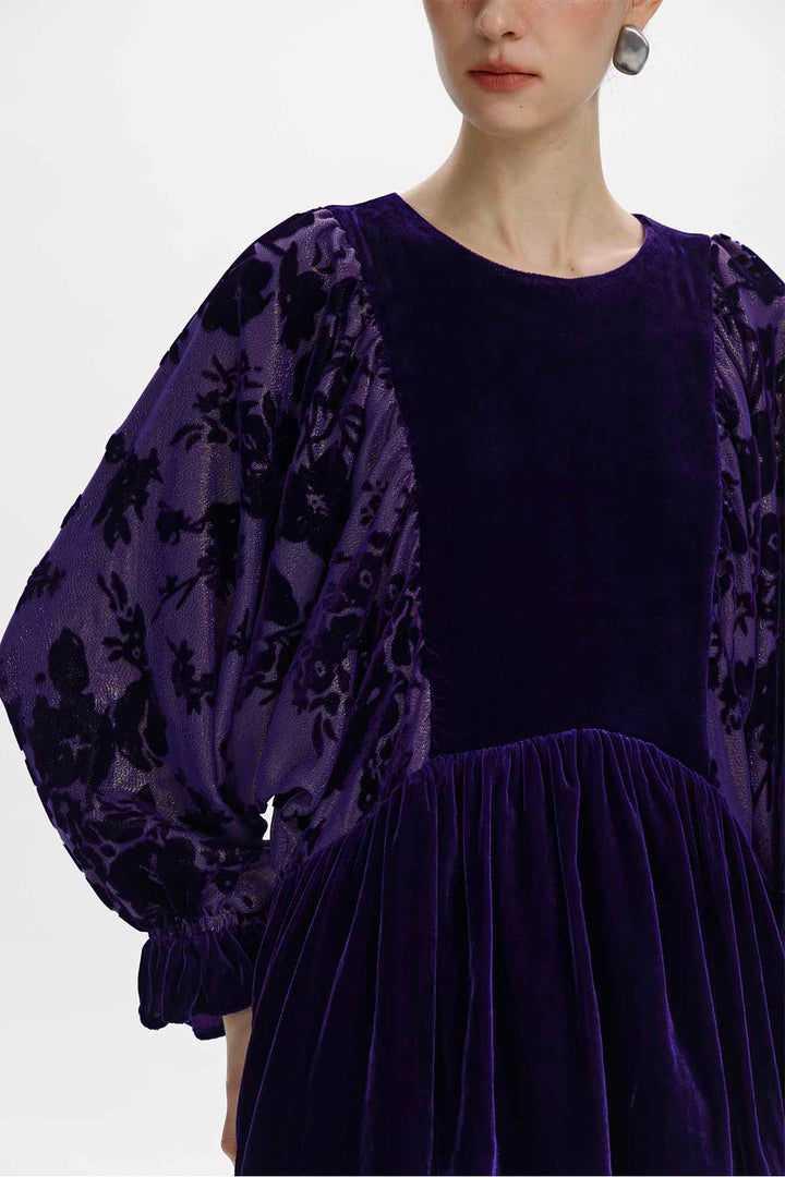 Astrid Burnout Velvet Peplum Top