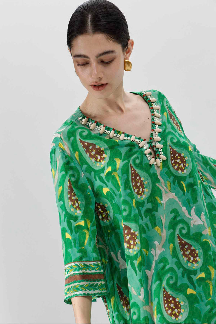 Talia Perlenbesetztes, smaragdgrünes Paisley-Seidenkleid